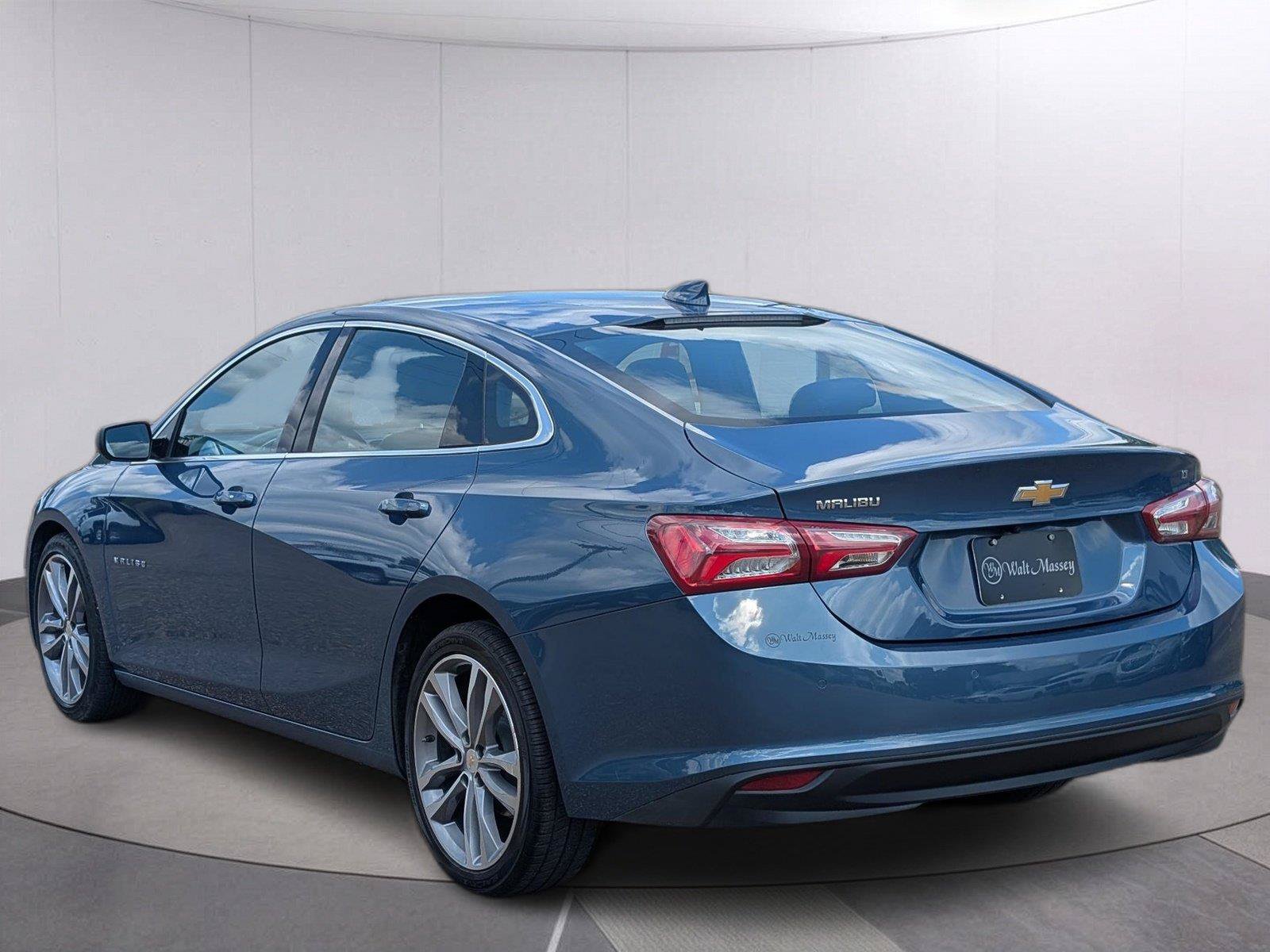 Used 2024 Chevrolet Malibu LT FWD image 3