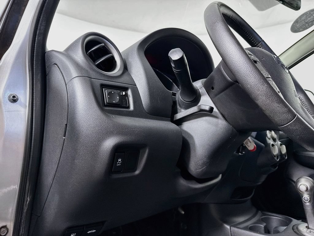 Used 2014 Nissan Versa Note SV FWD image 10