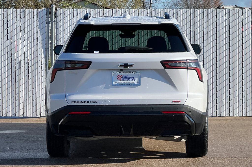 Used 2025 Chevrolet Equinox RS w/ Safety and Technology Package AWD/4WD image 5