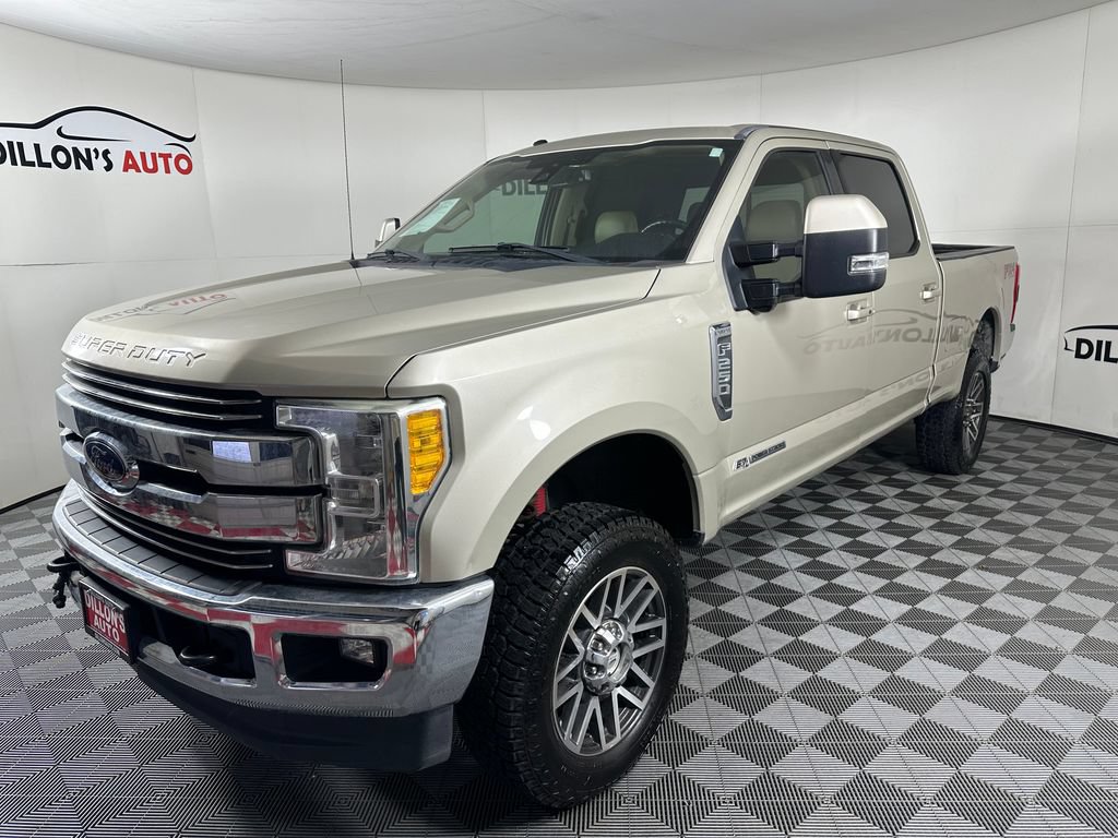 Used 2017 Ford F250 Lariat w/ Lariat Ultimate Package AWD/4WD image 2