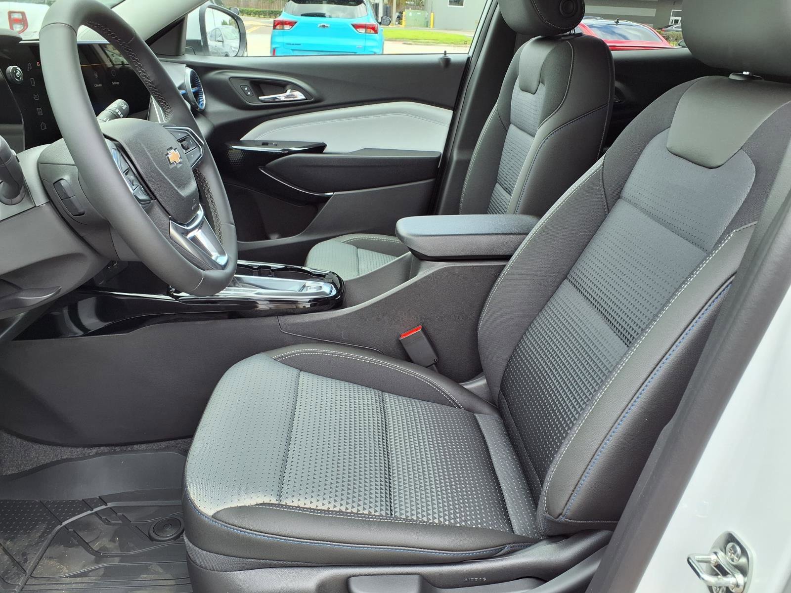 New 2026 Chevrolet Trax LT w/ Driver Confidence Package FWD image 12