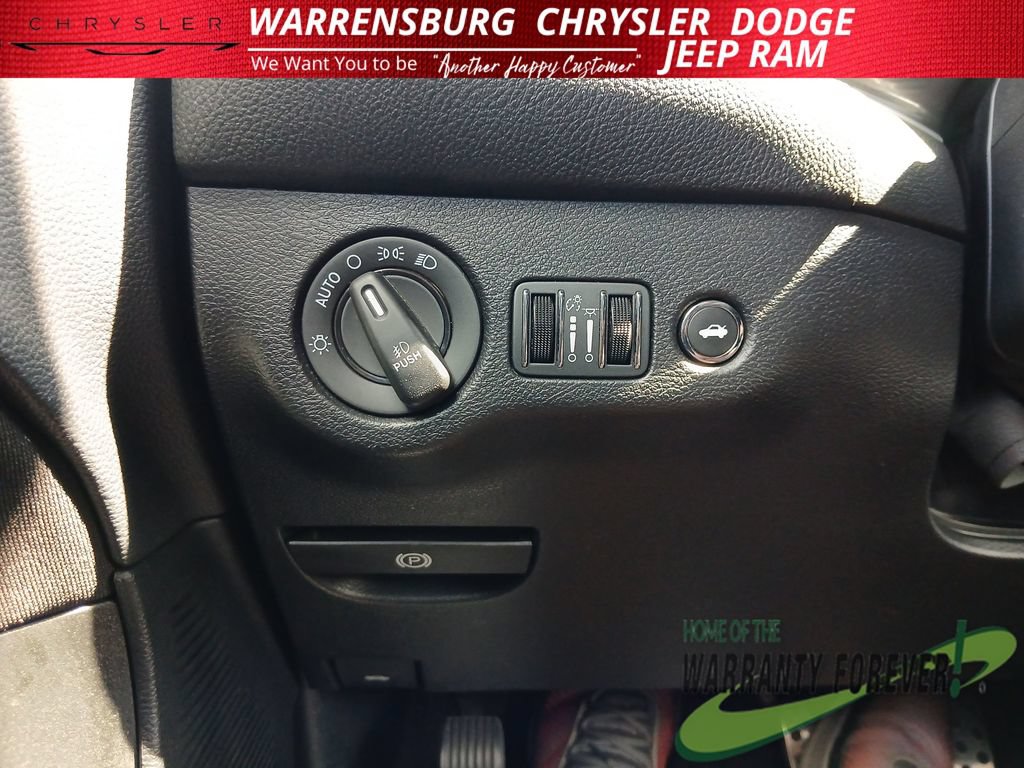 Used 2022 Dodge Challenger R/T w/ Blacktop Package RWD image 30