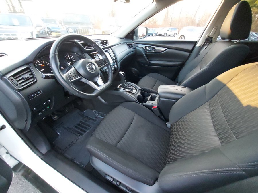 Used 2018 Nissan Rogue SV AWD/4WD image 7