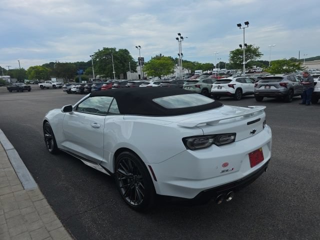 Used 2023 Chevrolet Camaro ZL1 RWD image 6