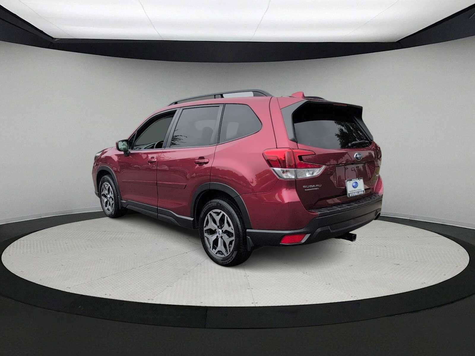 Used 2020 Subaru Forester Premium AWD/4WD image 6