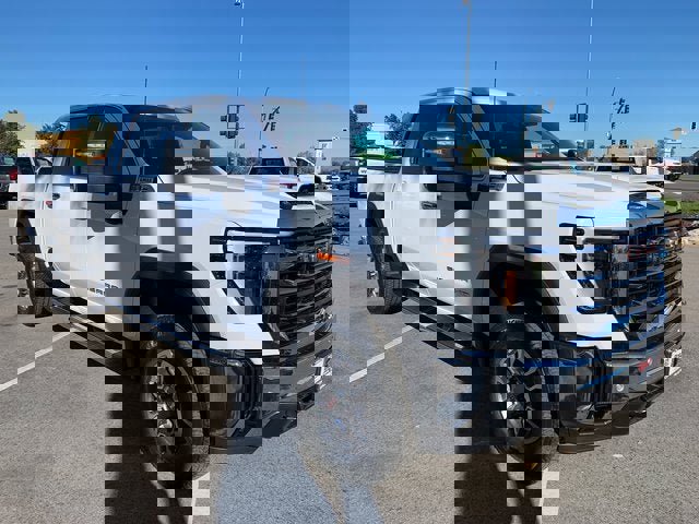 New 2026 GMC Sierra 2500 SLT w/ SLT Premium Package image 4