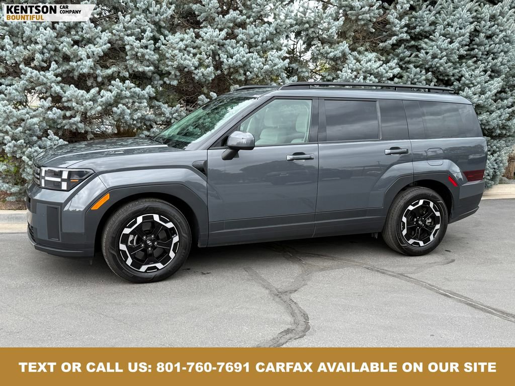 Used 2025 Hyundai Santa Fe SEL image 1