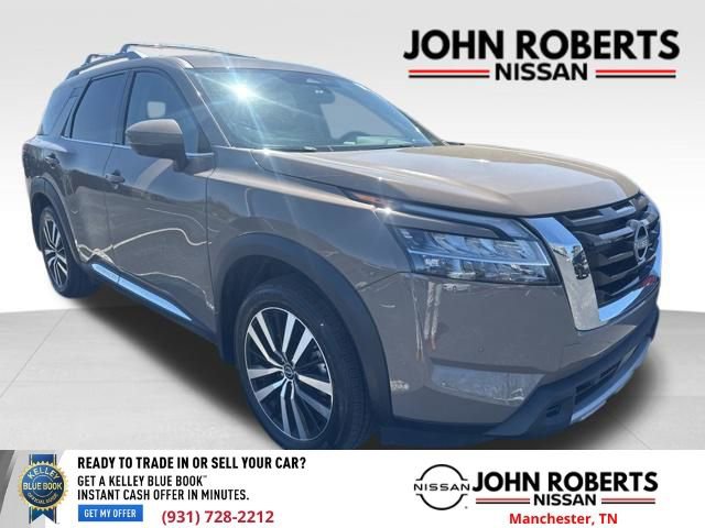 Used 2024 Nissan Pathfinder Platinum w/ Cargo Package image 1