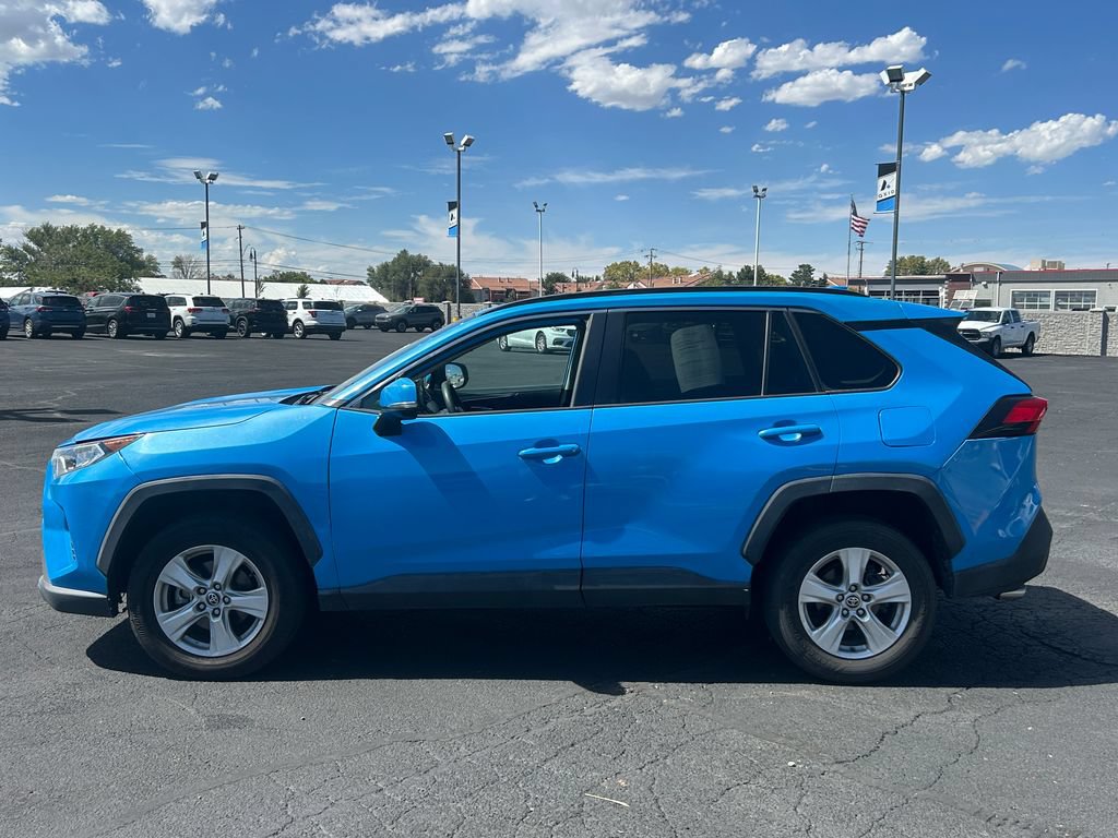 Used 2021 Toyota RAV4 XLE AWD/4WD image 7