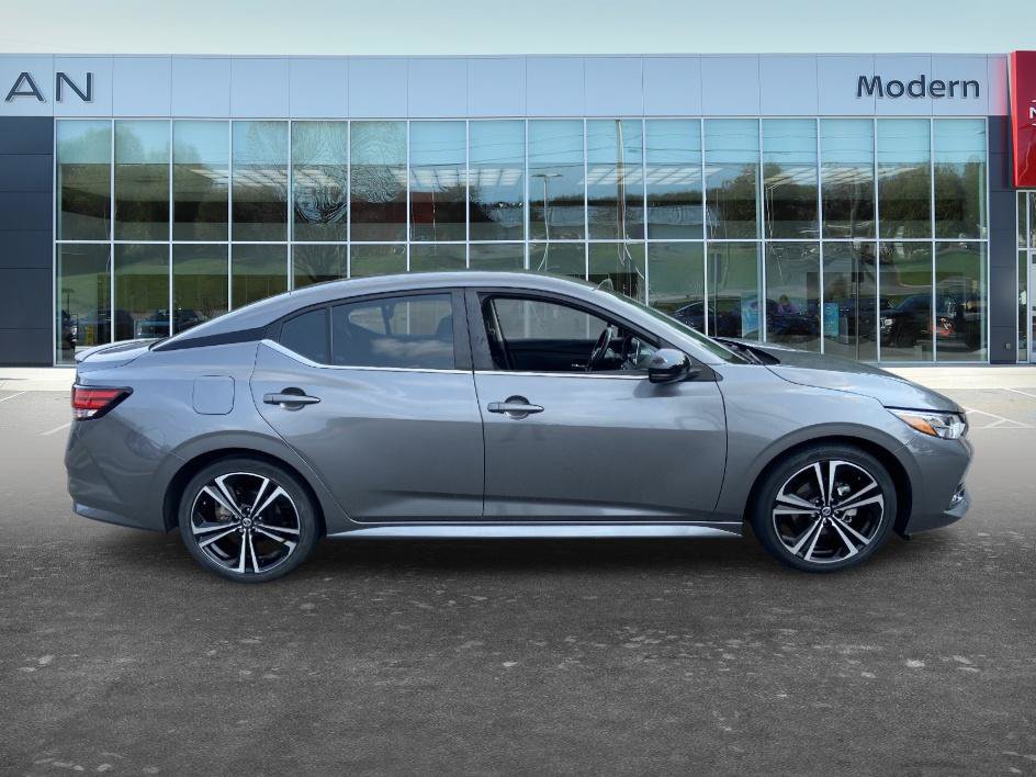 Certified 2023 Nissan Sentra SR FWD image 4