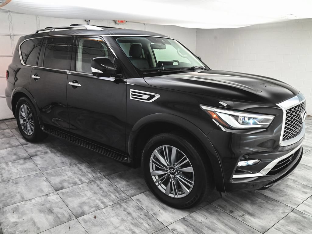 Used 2023 INFINITI QX80 Luxe w/ Cargo Package AWD/4WD image 3