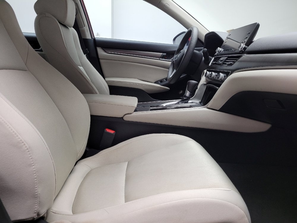 Used 2018 Honda Accord LX image 21