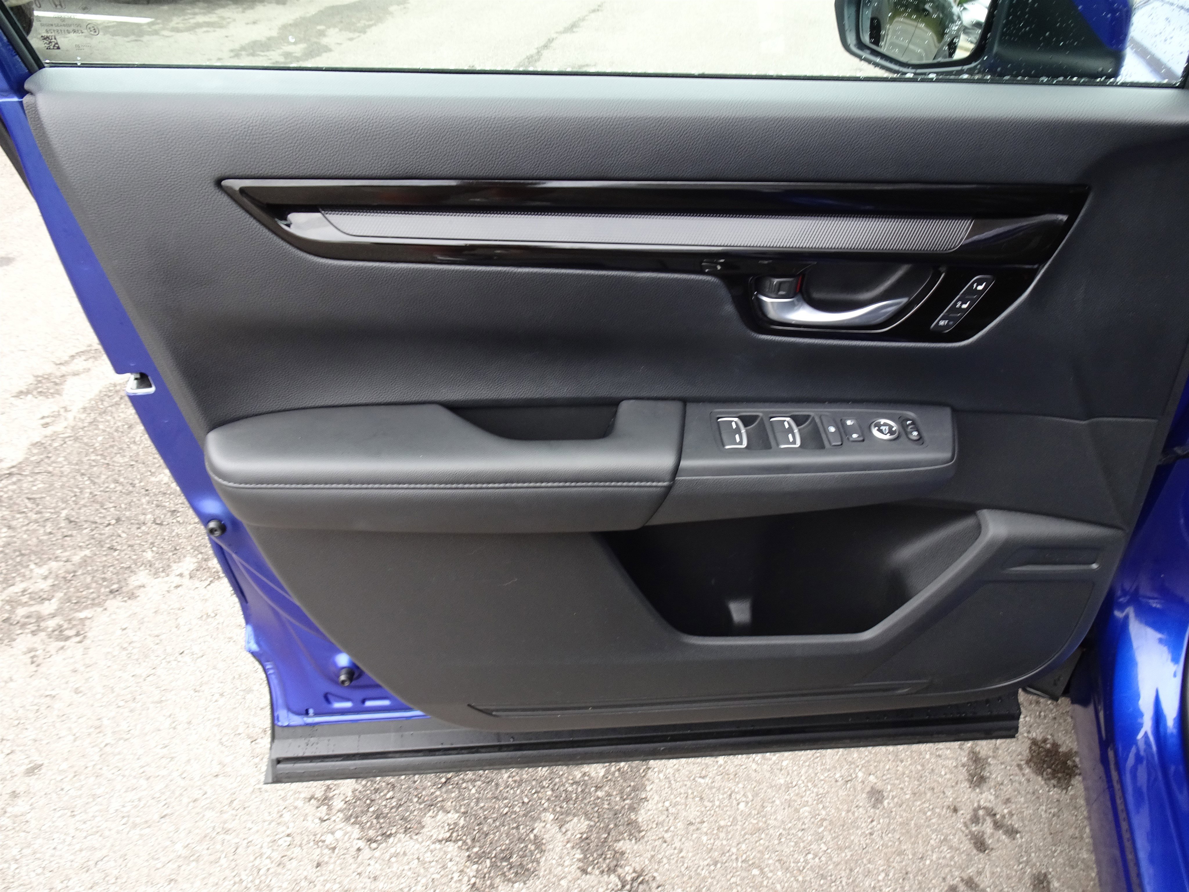 Used 2023 Honda CR-V EX-L image 11