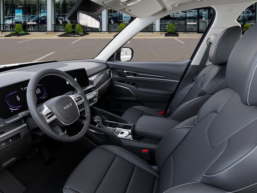 Used 2025 Kia Telluride S image 18
