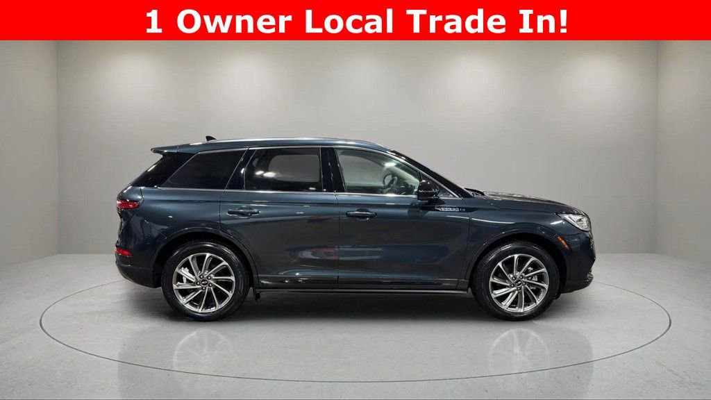 Used 2022 Lincoln Corsair Grand Touring w/ Elements Technology Bundle image 2