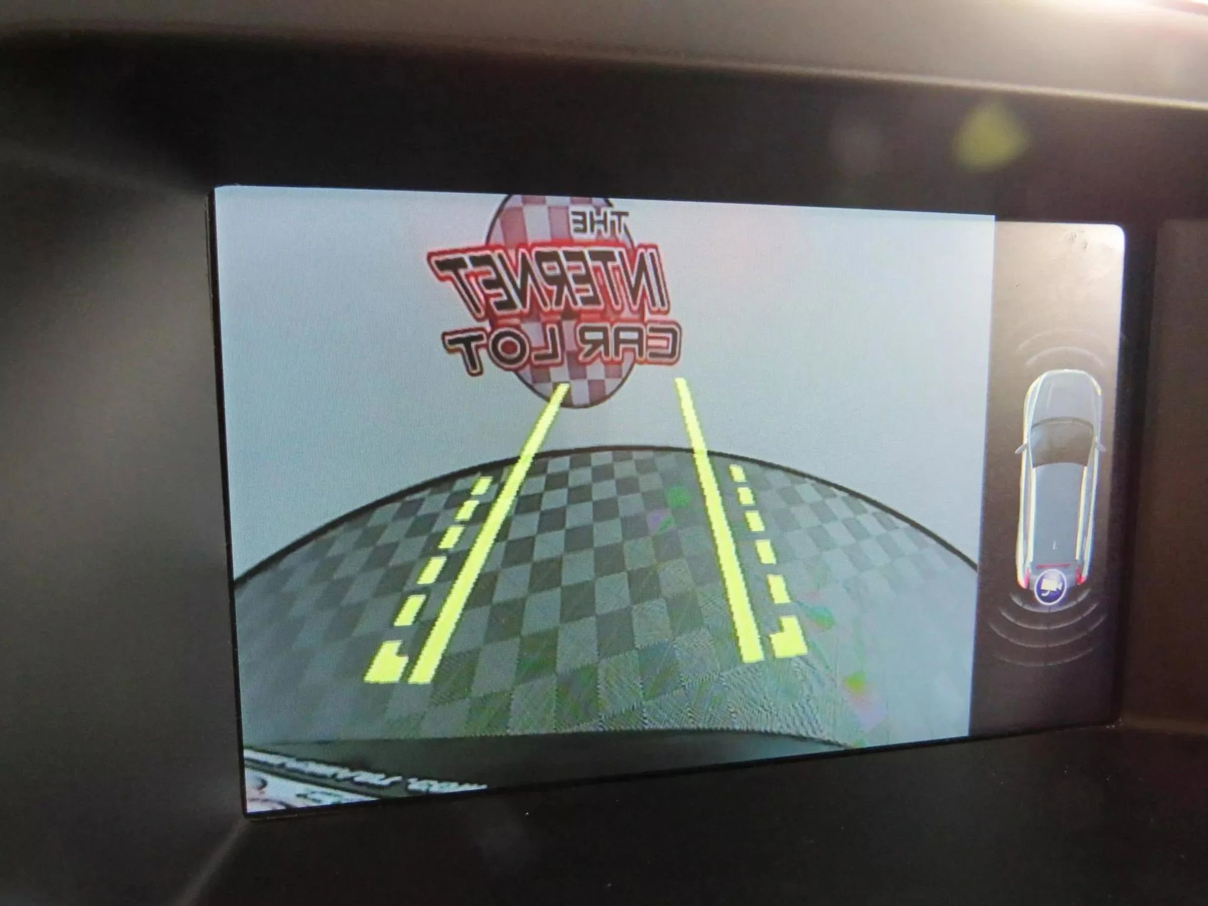 Used 2017 Volvo XC60 T6 Dynamic w/ Preferred Option Package image 19