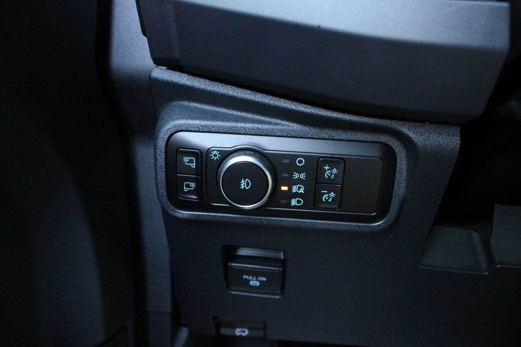 Used 2025 Ford Bronco Badlands AWD/4WD image 8