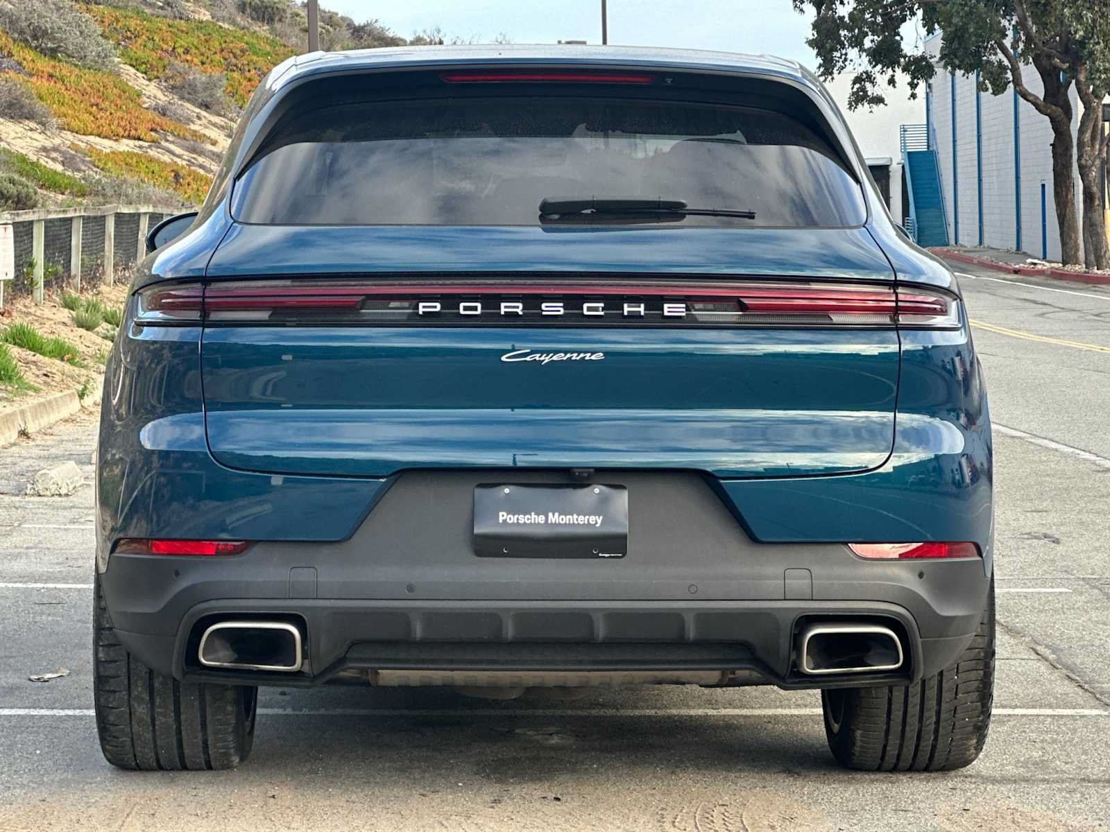 Used 2025 Porsche Cayenne E-Hybrid AWD/4WD image 8