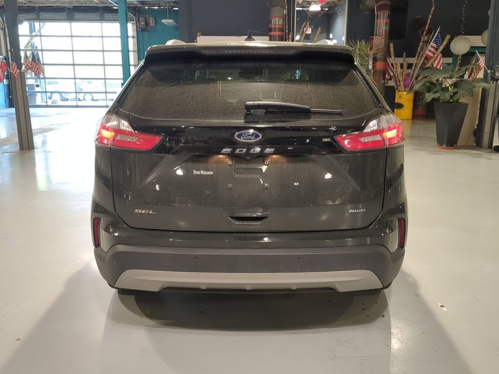 Used 2022 Ford Edge SEL w/ Convenience Package image 8