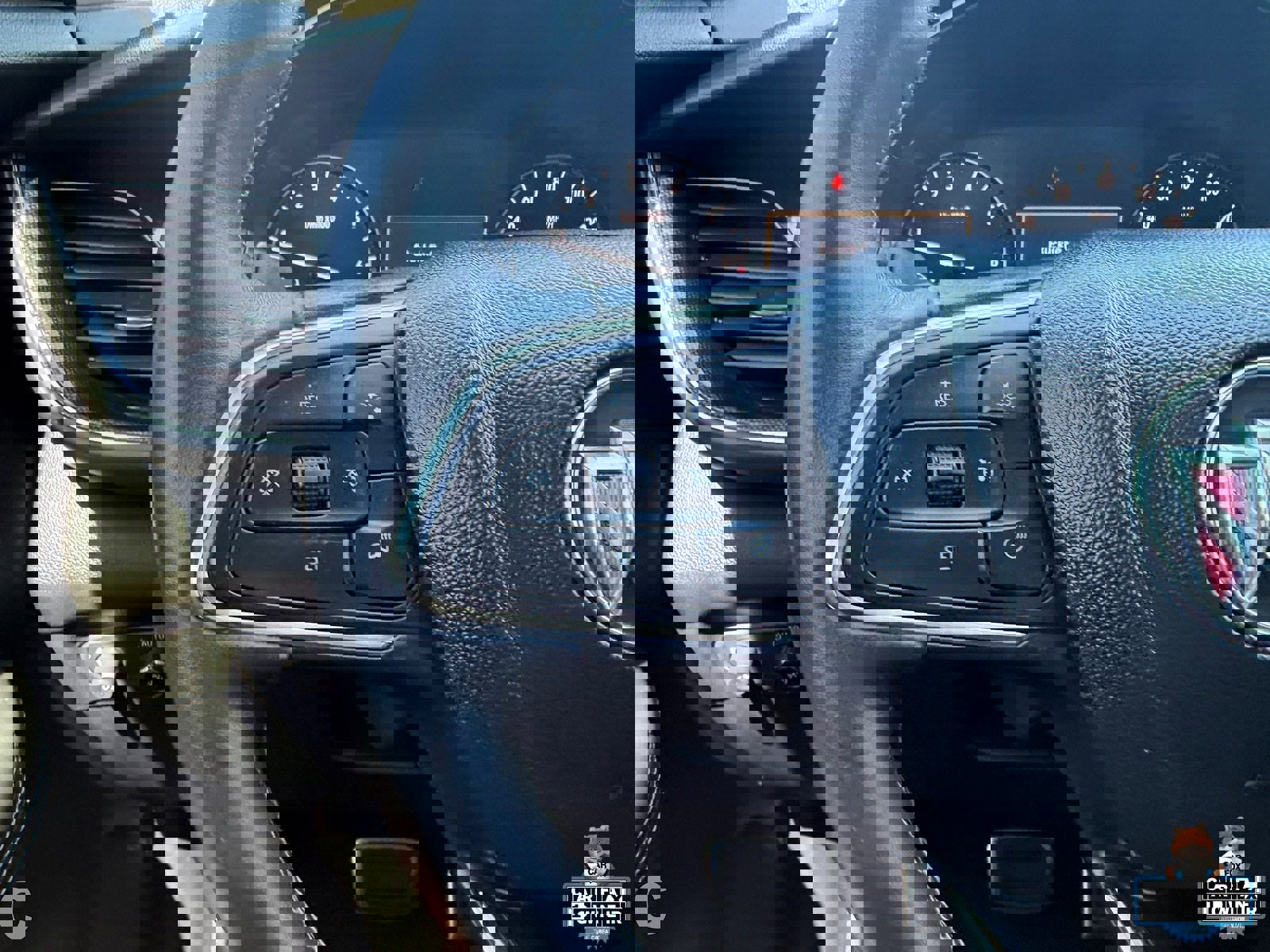 Used 2023 Buick Envision Preferred image 27