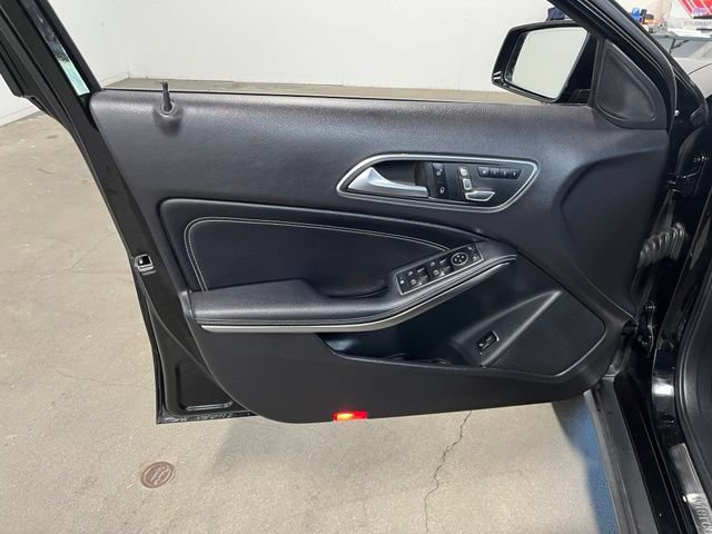 Used 2020 Mercedes-Benz GLA 250 4MATIC w/ Convenience Package image 24