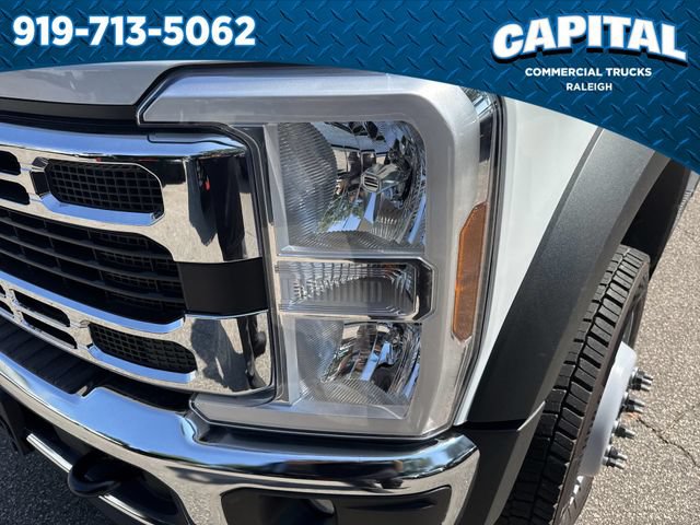 New 2026 Ford F550 4x4 Crew Cab image 13