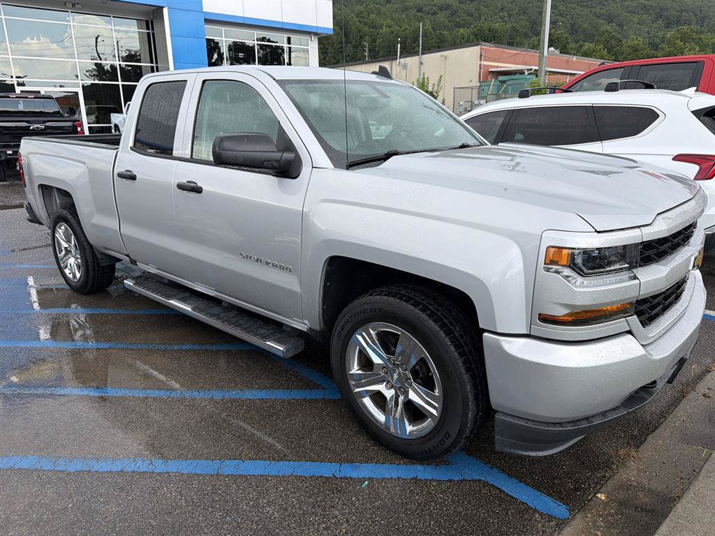 Used 2016 Chevrolet Silverado 1500 Custom w/ Custom Convenience Package RWD image 6