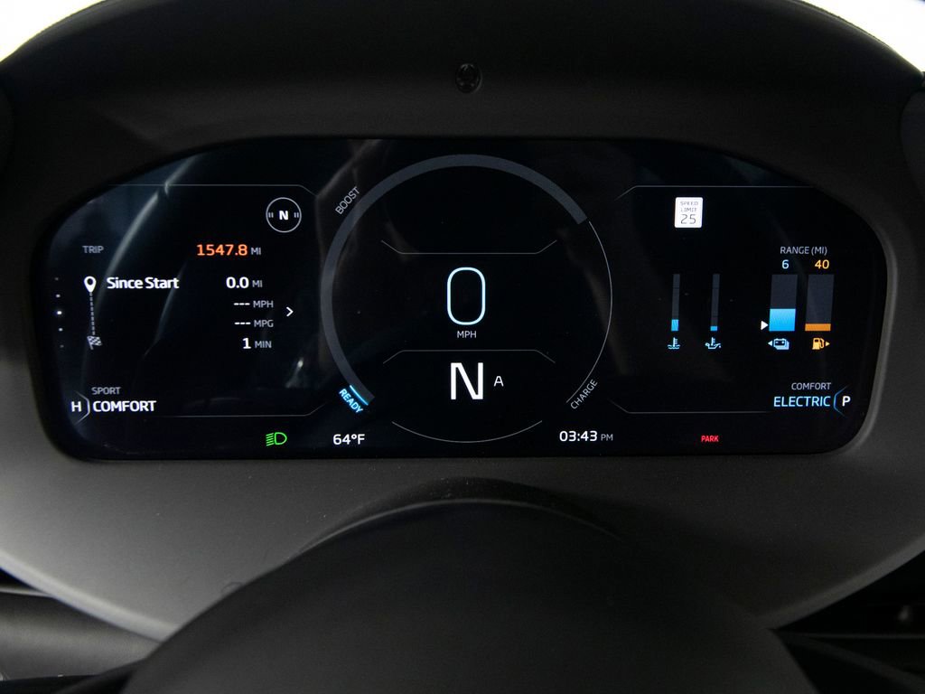 Used 2023 McLaren Artura image 16