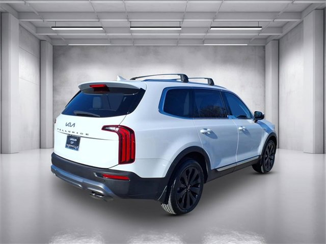 Used 2022 Kia Telluride EX w/ EX Premium Package image 3