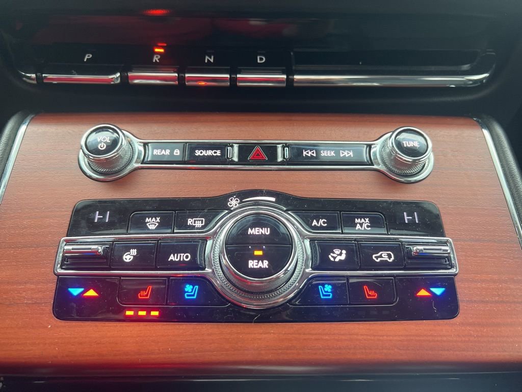 Used 2020 Lincoln Aviator Reserve w/ Equipment Group 202A image 14