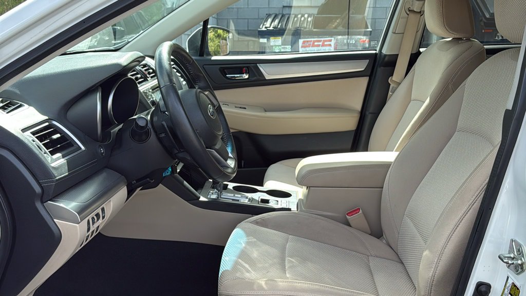 Used 2019 Subaru Outback 2.5i Premium AWD/4WD image 10