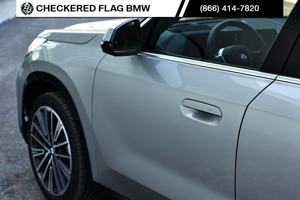 Certified 2025 BMW X1 xDrive28i w/ Technology Package image 11