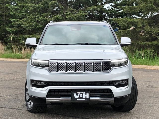 Used 2022 Jeep Grand Wagoneer Series II w/ Convenience Group III image 36