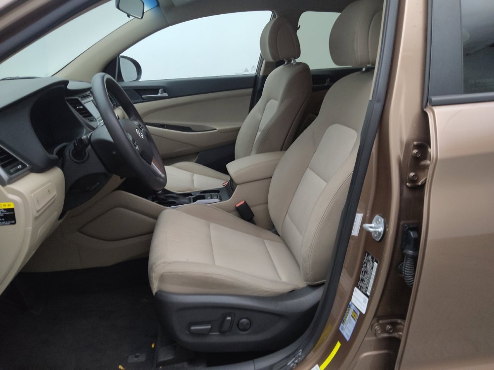 Used 2017 Hyundai Tucson SE image 17