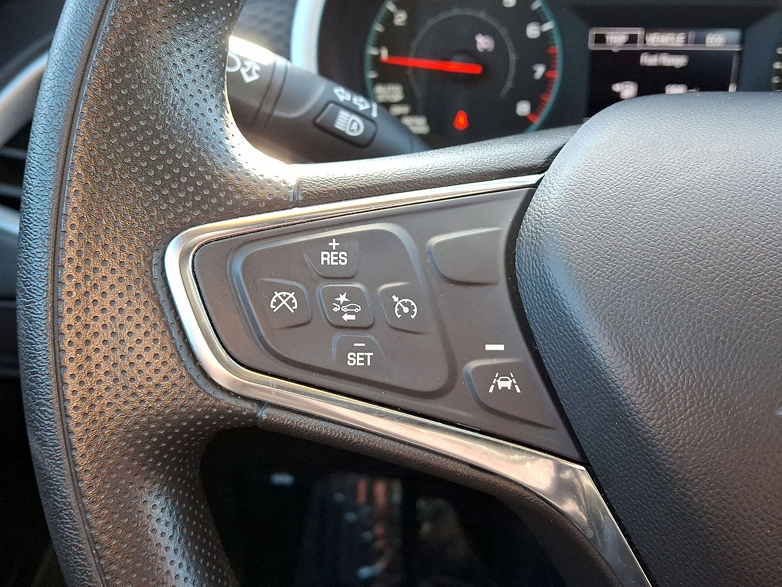 Used 2023 Chevrolet Malibu LT FWD image 17