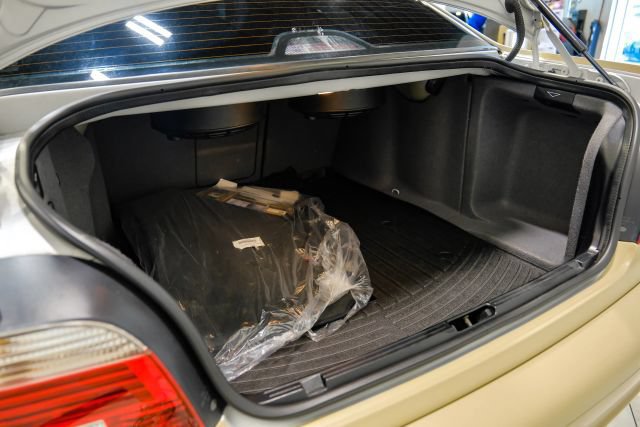 Used 2003 BMW M5 RWD image 64