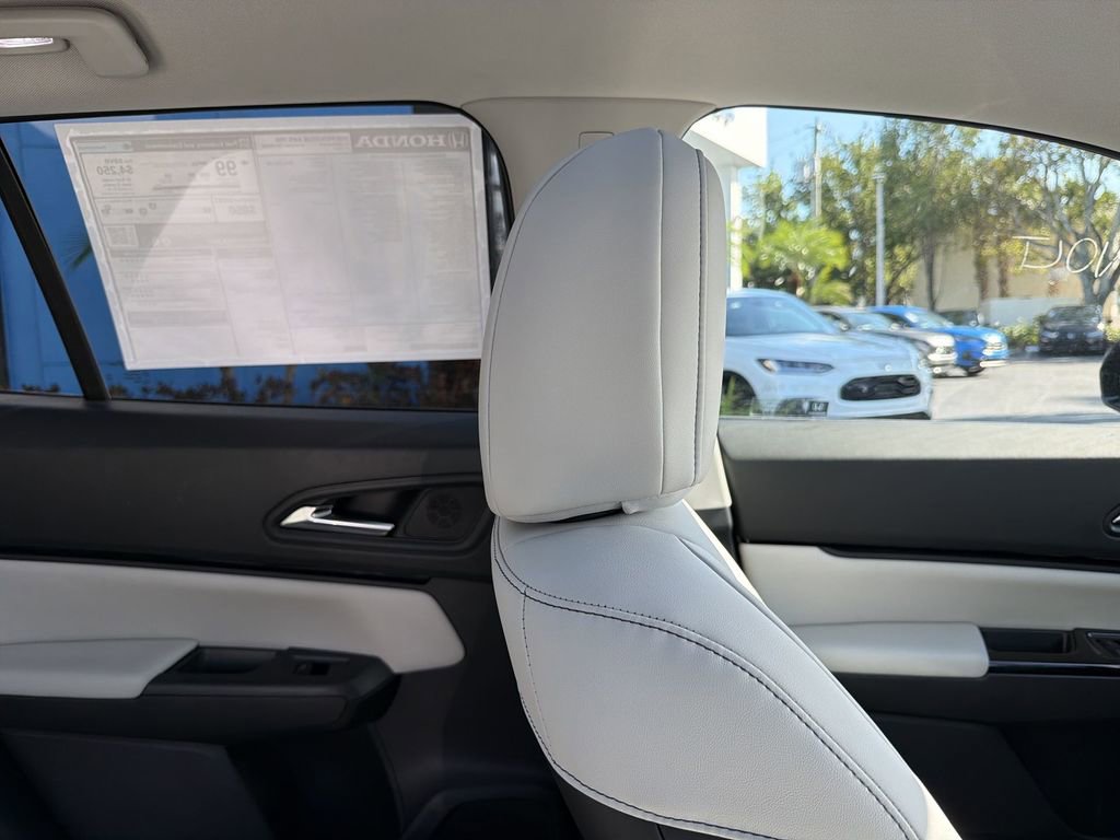 New 2026 Honda Prologue Touring image 14