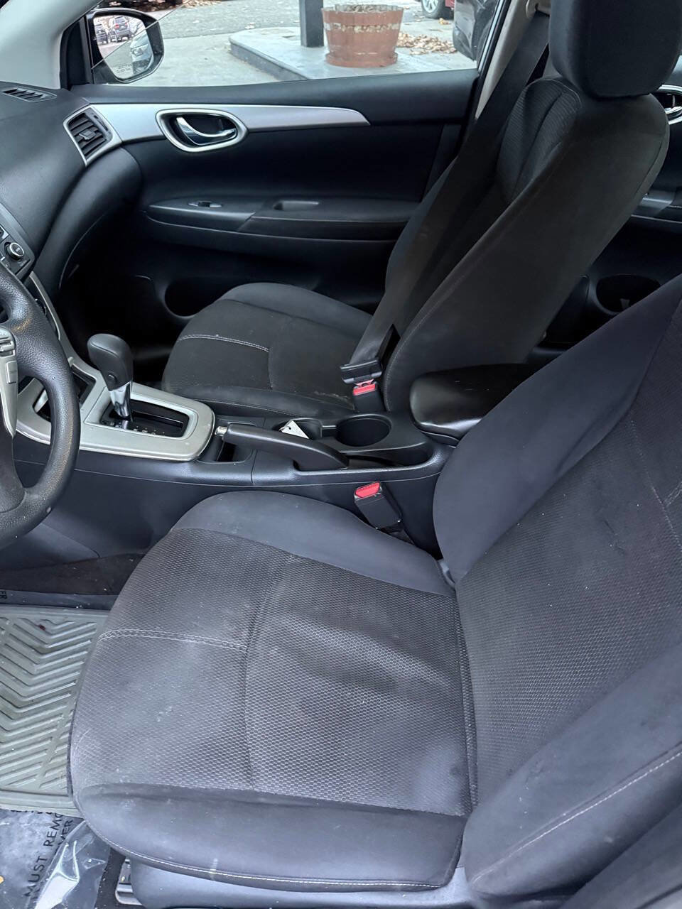Used 2015 Nissan Sentra S FWD image 31