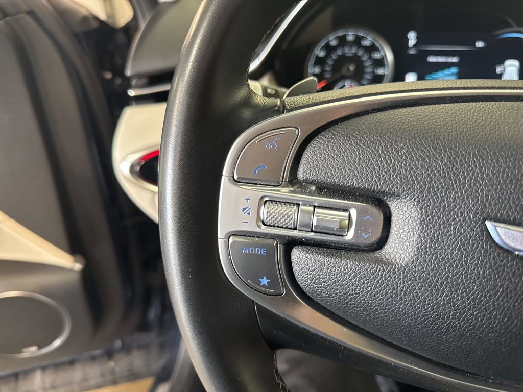 Used 2022 Genesis GV70 2.5T w/ Advanced Package image 15