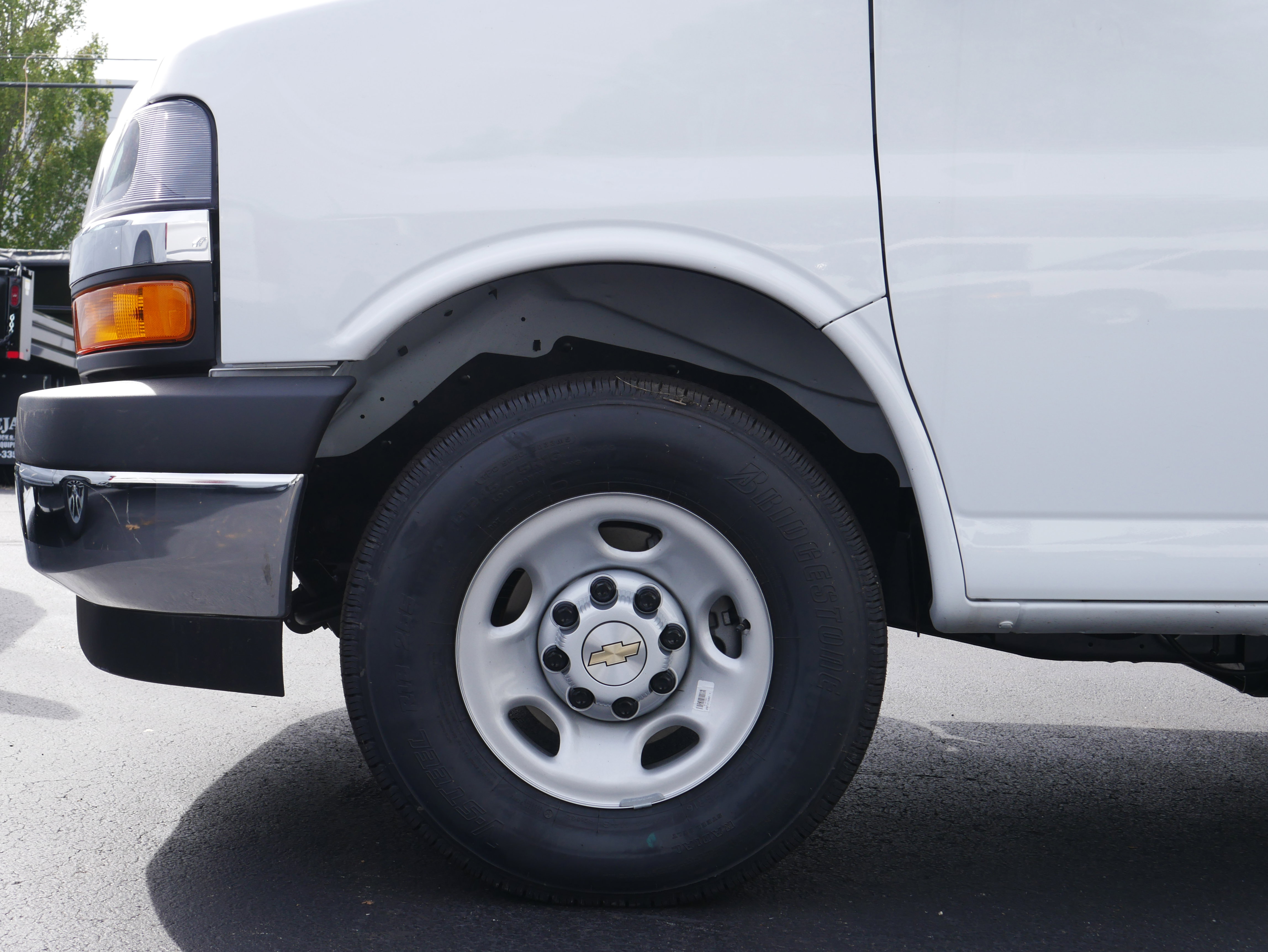 New 2025 Chevrolet Express 3500 w/ Power Convenience Package image 11