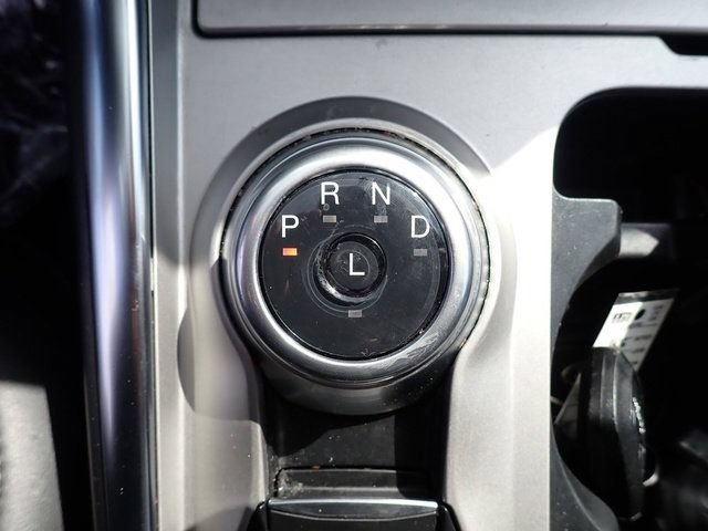 Used 2023 Ford Explorer XLT w/ Equipment Group 202A AWD/4WD image 26