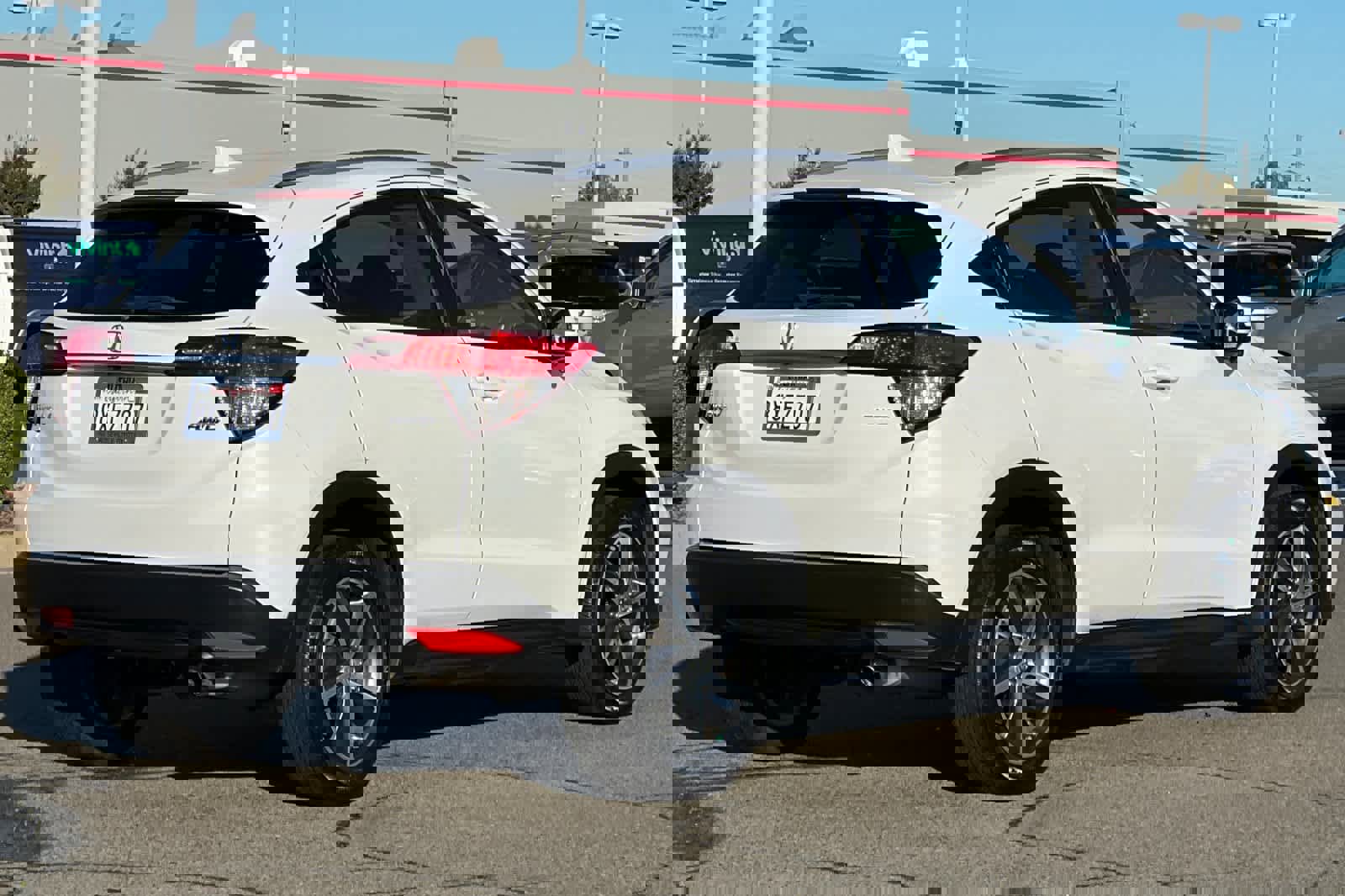 Used 2021 Honda HR-V EX image 2