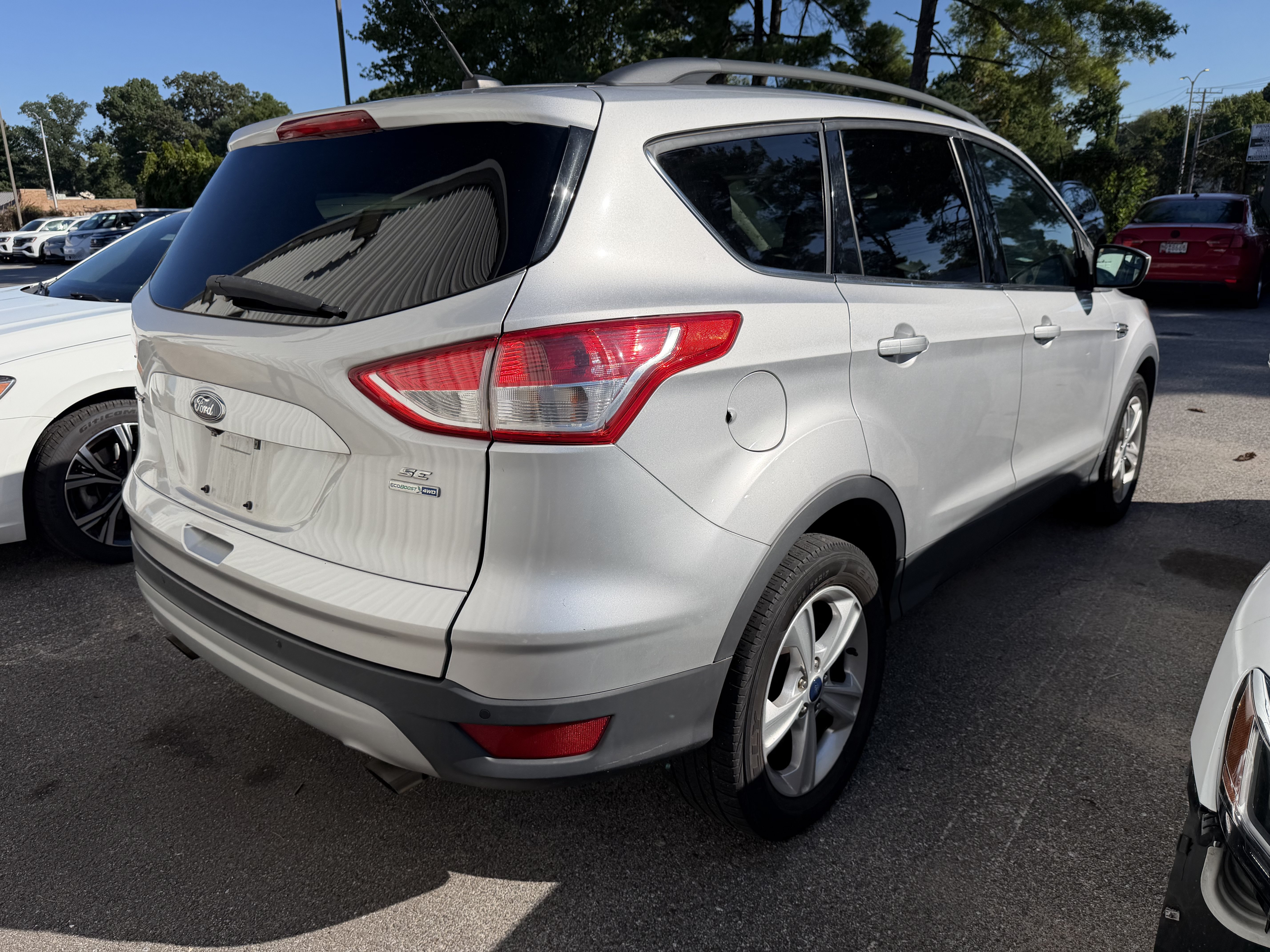 Used 2016 Ford Escape SE w/ Equipment Group 201A AWD/4WD image 5