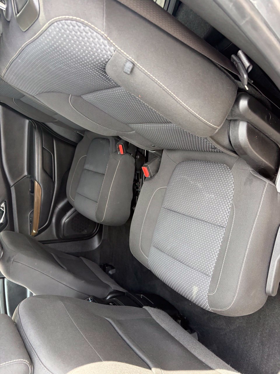 Used 2021 GMC Acadia SLE w/ Driver Convenience Package FWD image 18