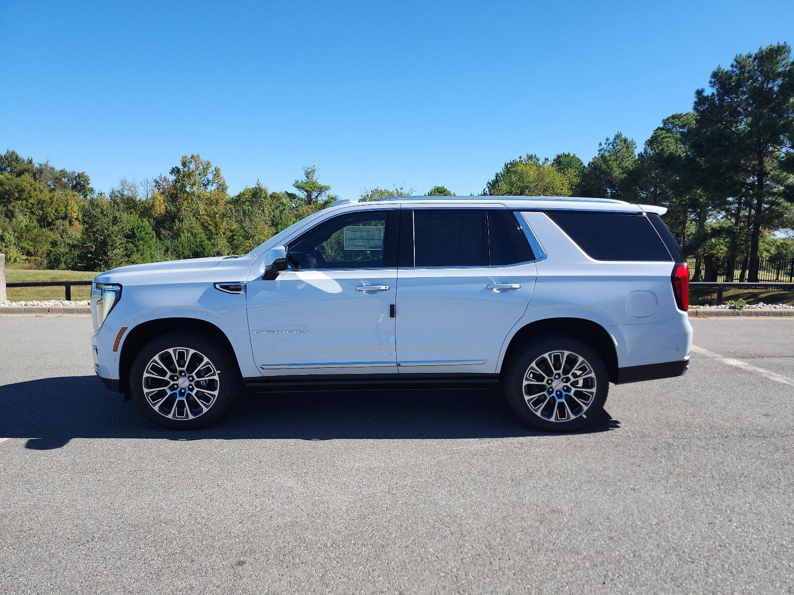 New 2026 GMC Yukon Denali image 2