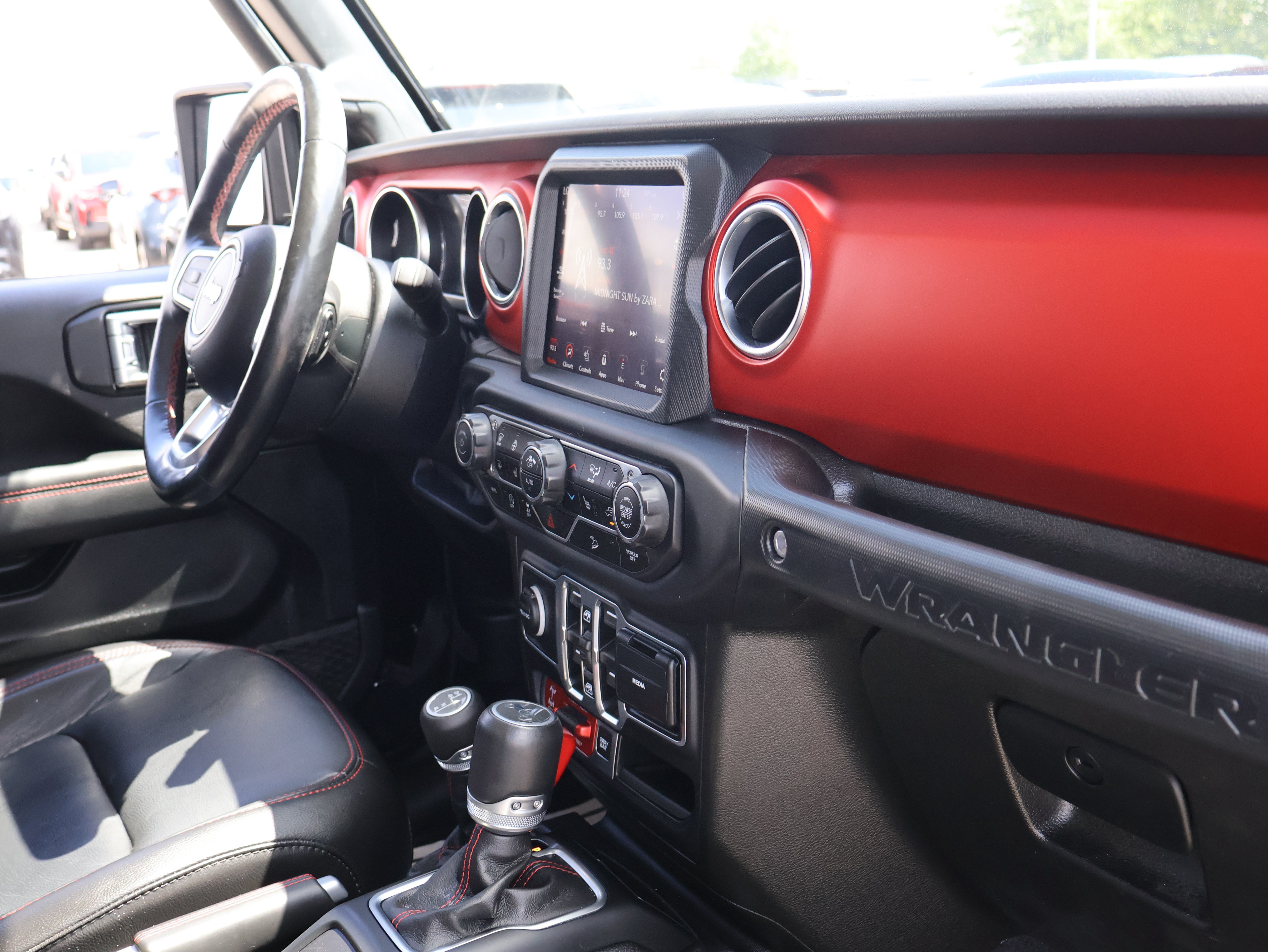 Used 2019 Jeep Wrangler Unlimited Rubicon AWD/4WD image 10