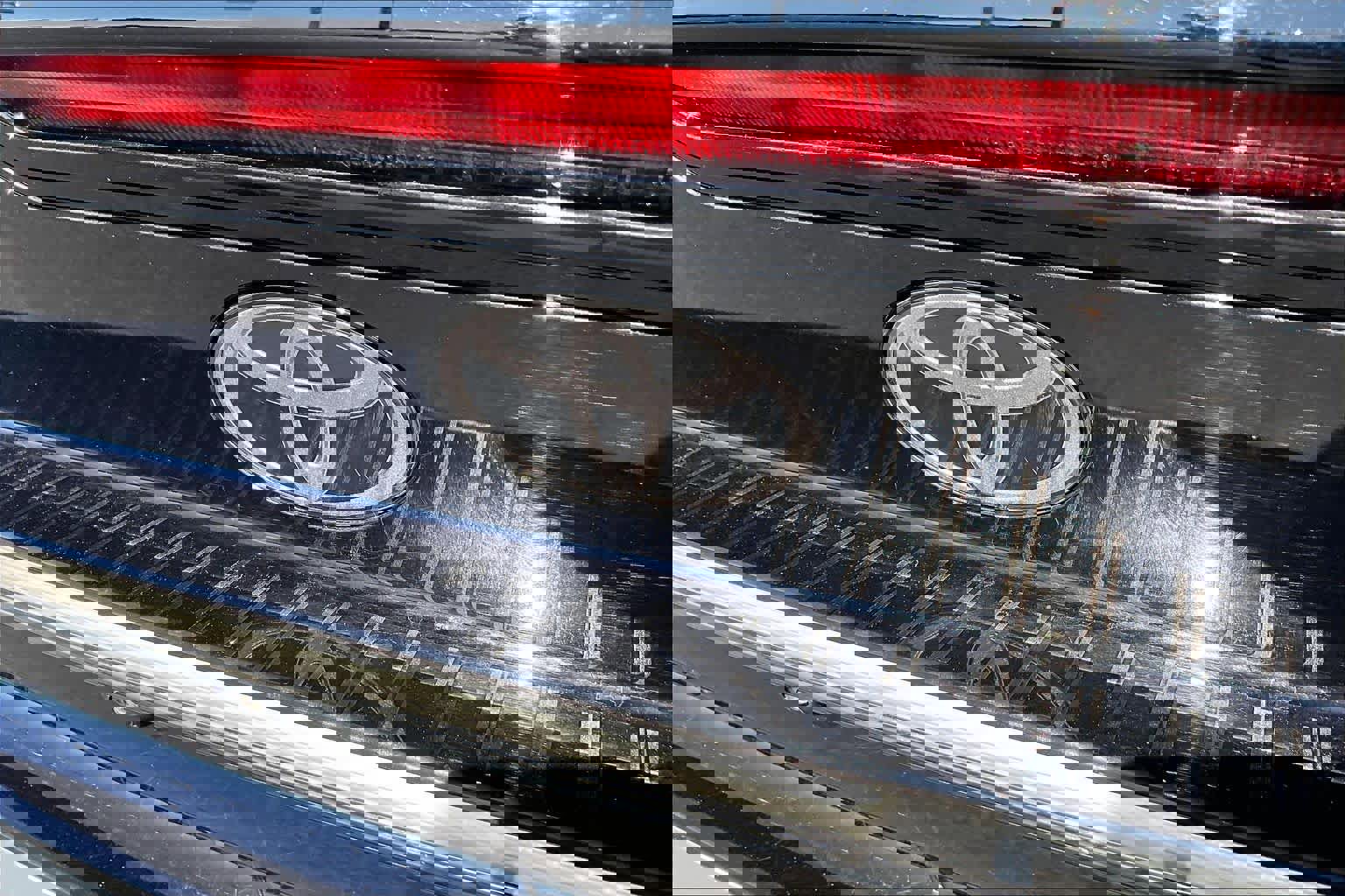 Used 2024 Toyota Prius Prime XSE image 30