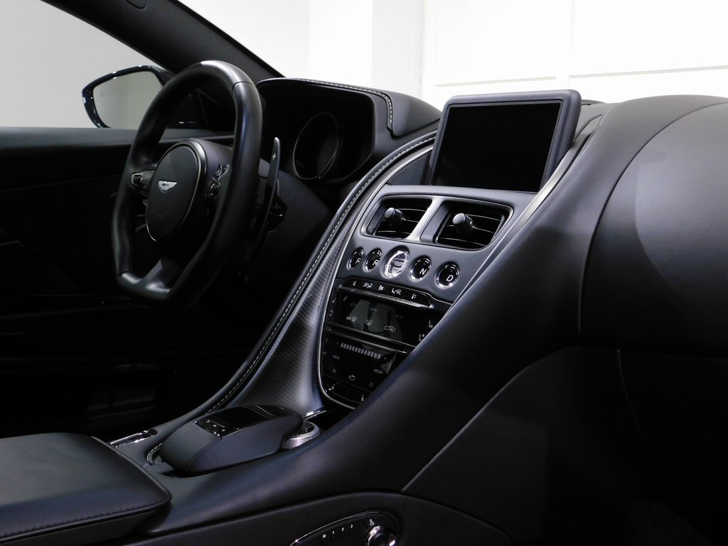 Used 2020 Aston Martin DB11 AMR image 94