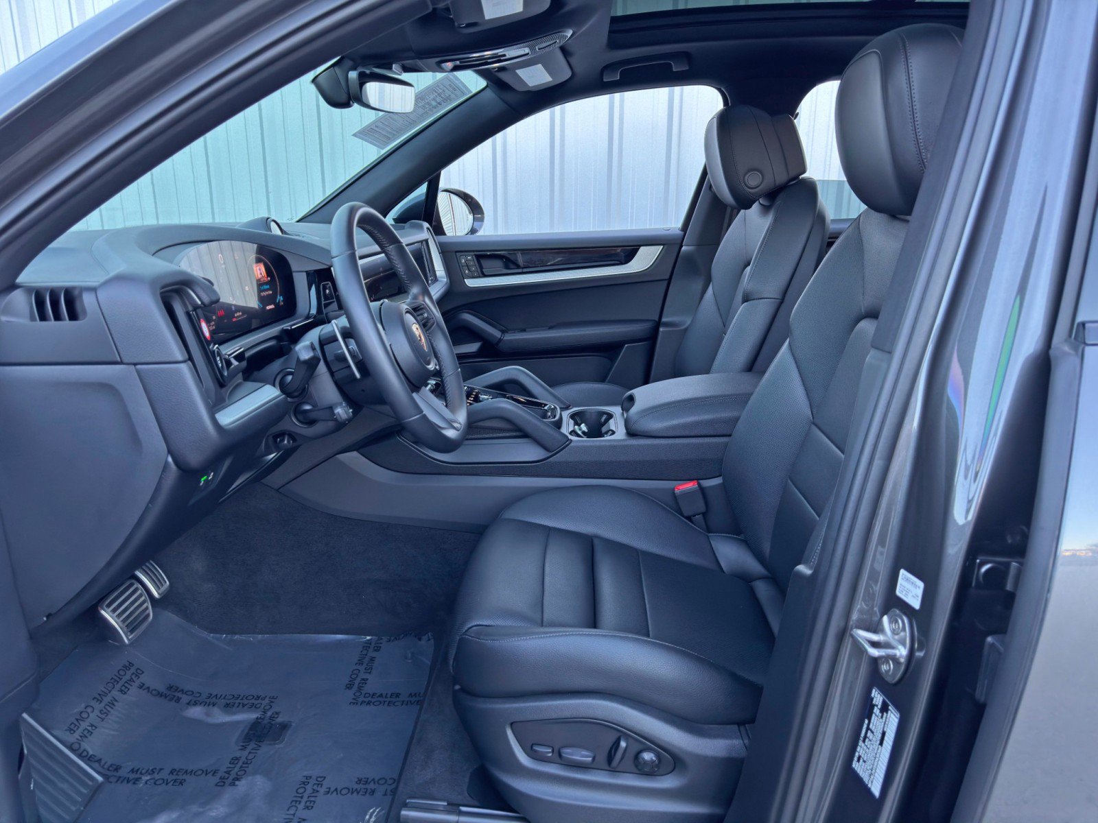 Used 2024 Porsche Cayenne S image 17