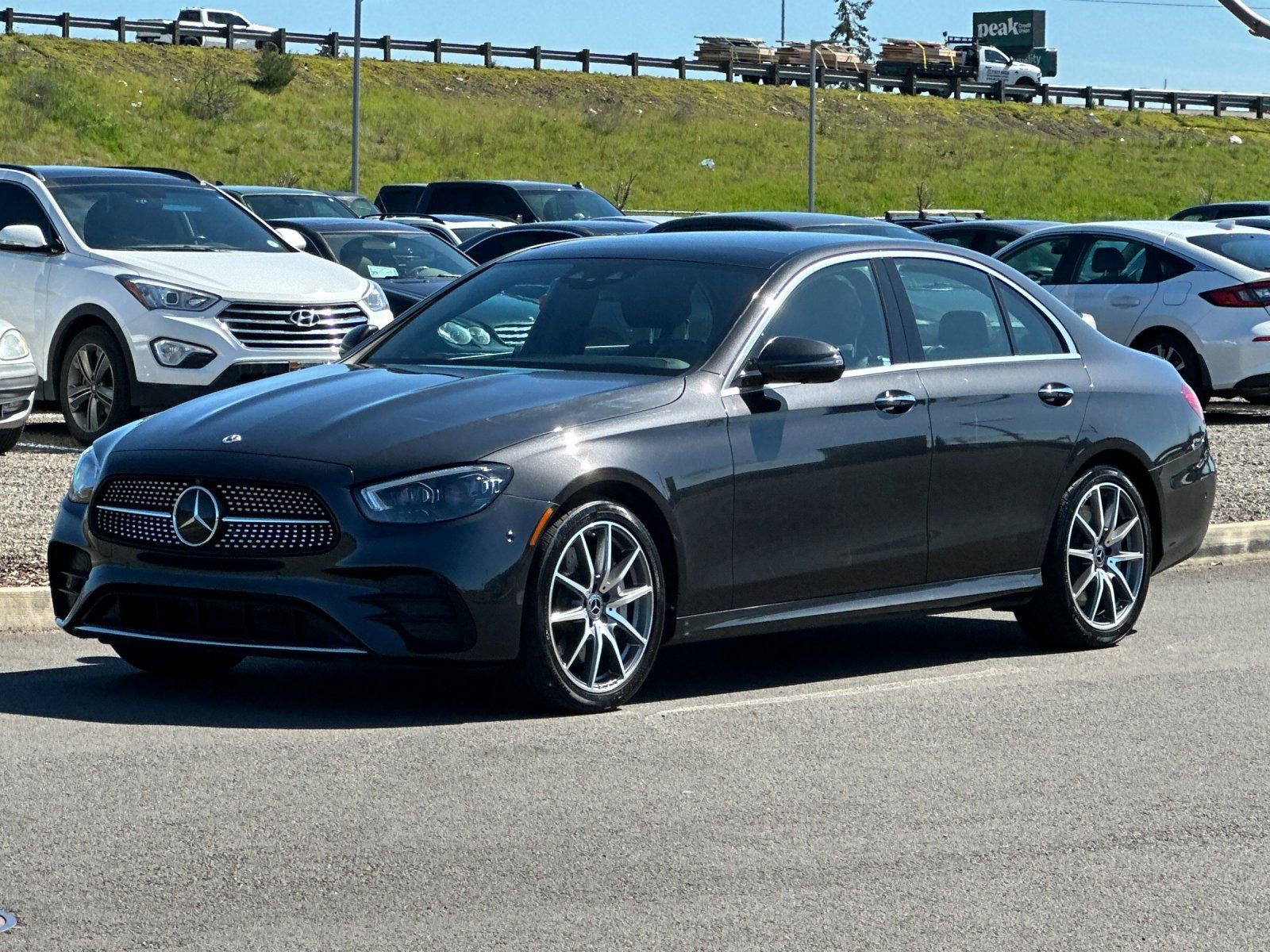 Used 2023 Mercedes-Benz E 450 4MATIC Sedan image 7